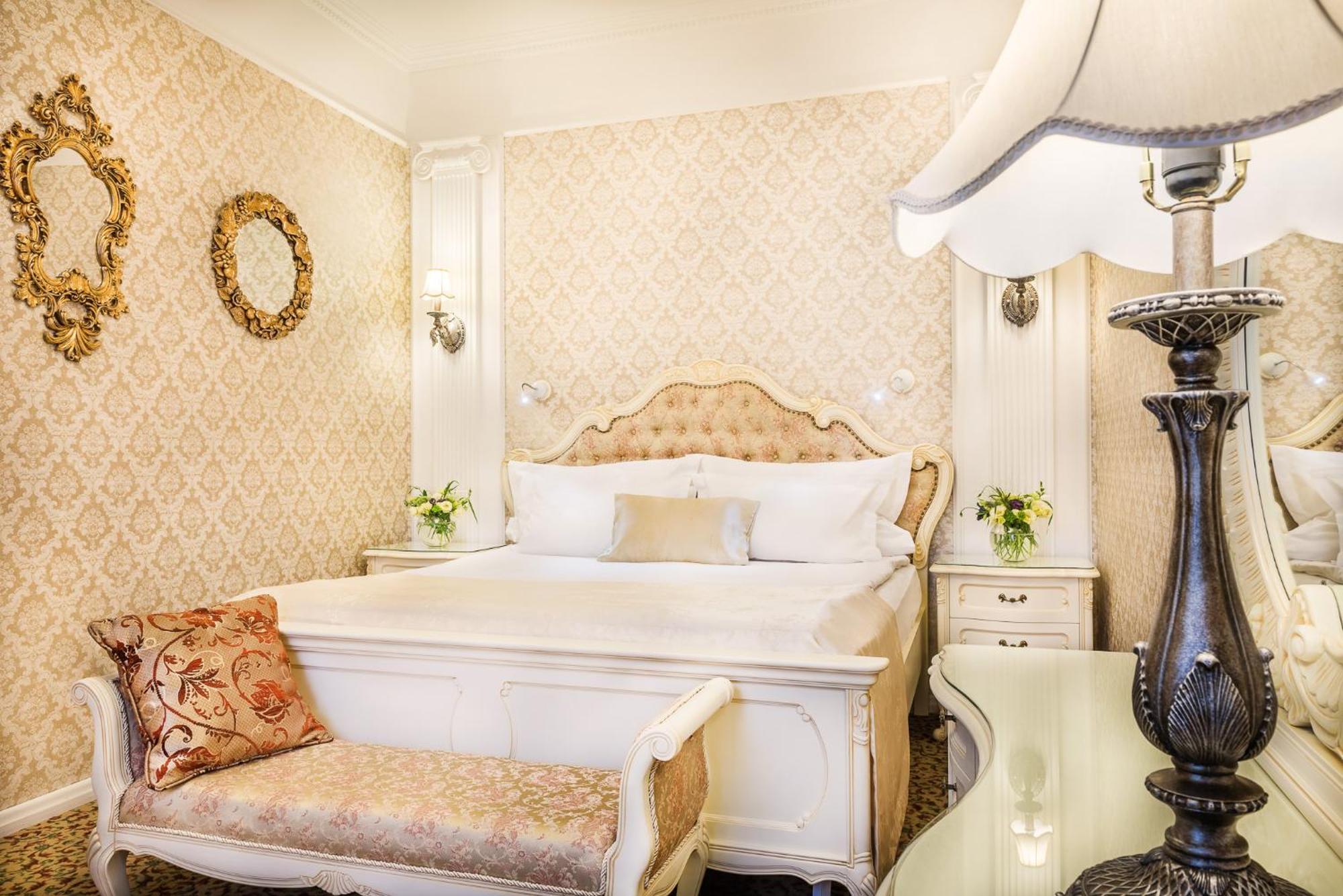 Frederic Koklen Boutique Hotel Одеса Стая снимка